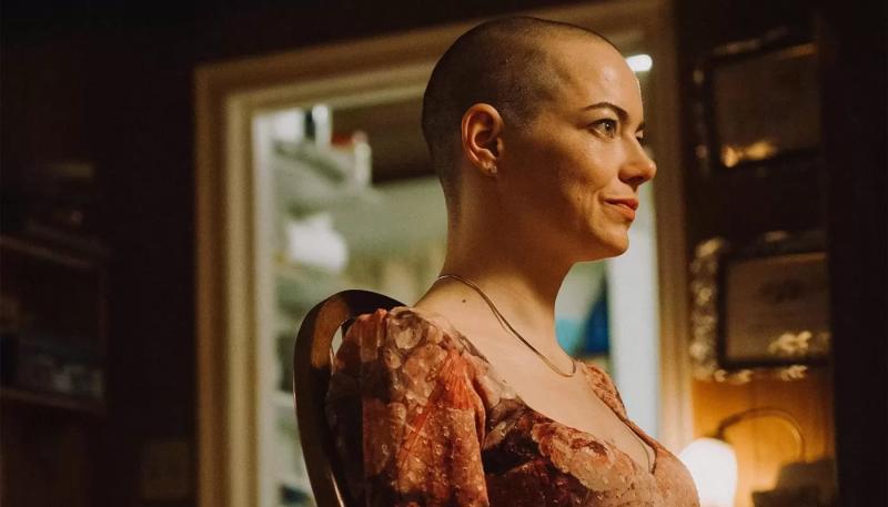 Зрителей фильма «Бугония» с Эммой Стоун побреют наголо